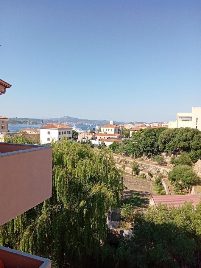 Hotel Delle Isole Λα Μανταλένα Εξωτερικό φωτογραφία